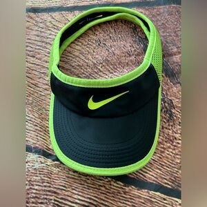 Nike Featherlight Visor Black & Volt Green